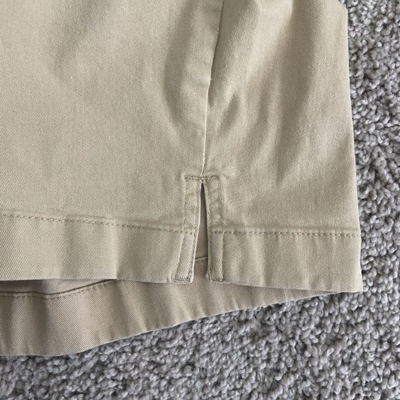 L.L.Bean Favorite Fit Womens Shorts Sz 12 Khaki High Rise Stretch Slash Pocket - Picture 6 of 11